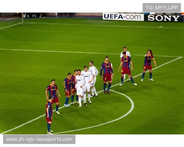 西甲联赛巴萨对皇马现场直播精彩瞬间